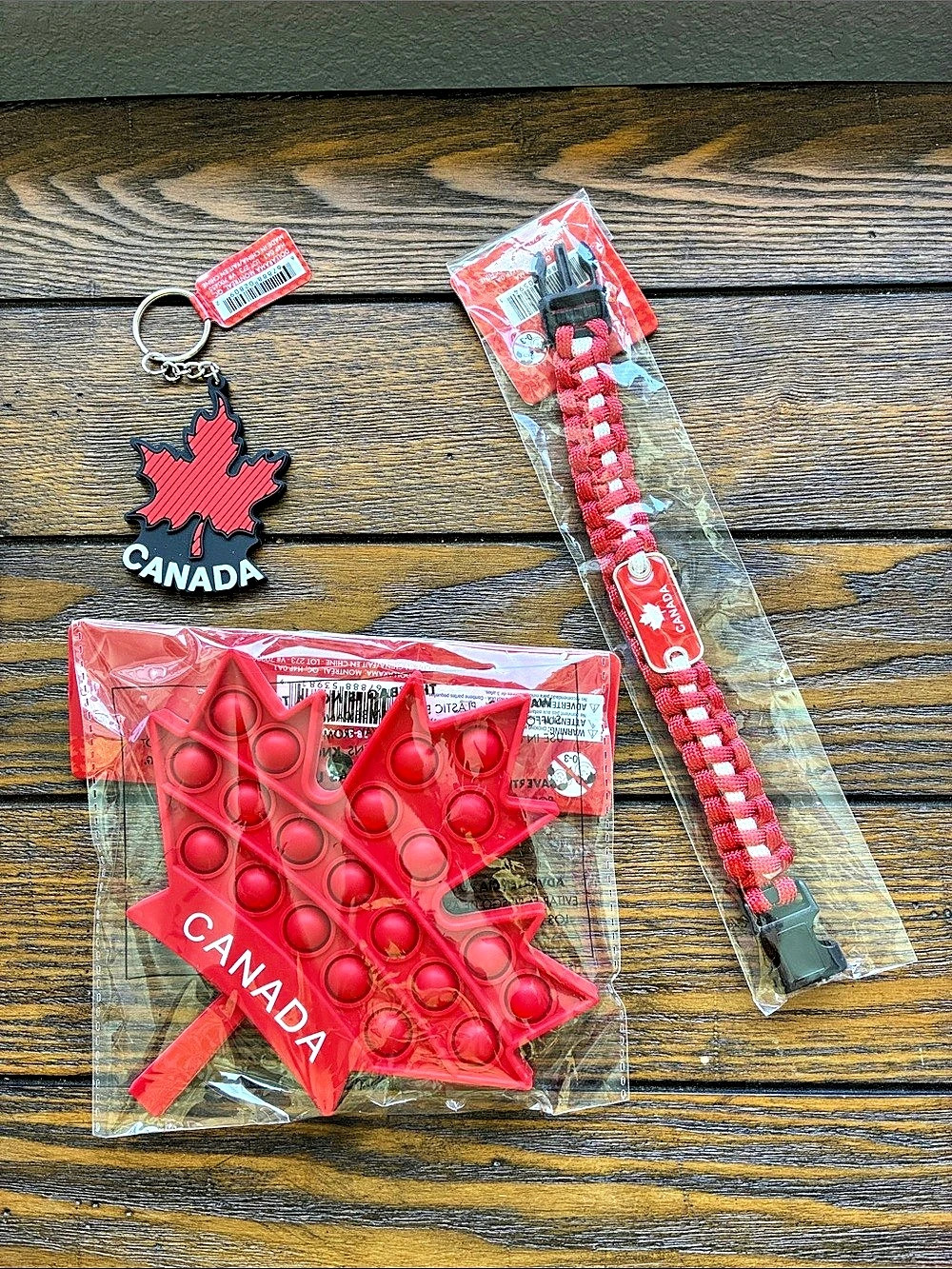 Canada Maple Leaf Fidget Toy, Bracelet, Keychain Set NWT